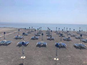 liguria loano ombrelloni