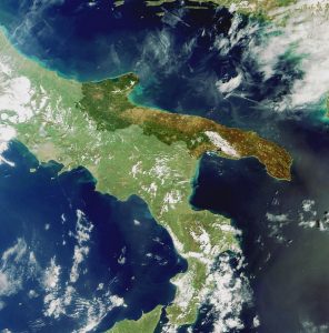 puglia spazio satellite mappa
