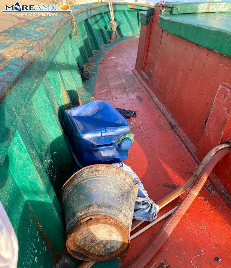 sbarco fantasma mareamico agrigento