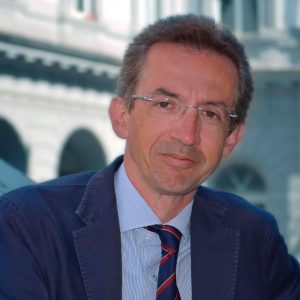 Ministro Gaetano Manfredi