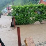 Alluvioni dopo piogge torrenziali in Romania: codice rosso in 7 province [FOTO]