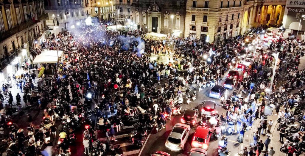 napoli festa coppa italia assembramenti