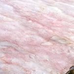 La neve si colora di rosa sul Passo del Gavia e sul ghiacciaio del Presena: uno spettacolo da vedere e un allarme per l’ambiente [FOTO e VIDEO]