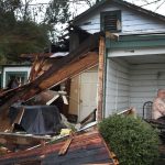 Uragano Laura, almeno 14 morti tra Louisiana e Texas: alberi caduti e devastazione, 500.000 abitazioni senza elettricità [FOTO]