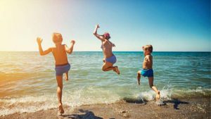 bambini sole spiaggia mare