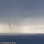Maltempo Liguria: tromba d’aria al porto di Genova, a Campomorone 193mm di pioggia in un’ora [FOTO e VIDEO]