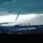 Maltempo Liguria: tromba d’aria al porto di Genova, a Campomorone 193mm di pioggia in un’ora [FOTO e VIDEO]