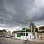 Maltempo Puglia, violento nubifragio a Taranto: 50mm in 2 ore e temperatura piombata a +18°C, pesanti allagamenti in città [FOTO e VIDEO]