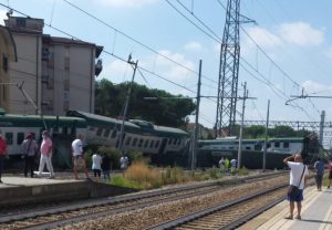 treno deragliato carnate