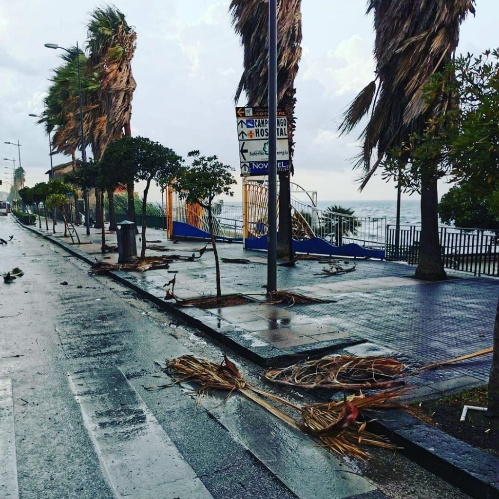 salerno tromba d'aria