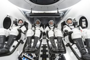 spacex crew dragon