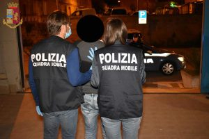 arresto Enna violenza disabile