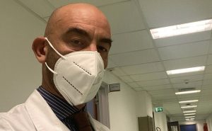 bassetti mascherina al contrario