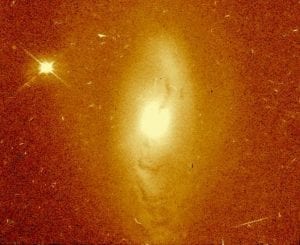Markarian 915