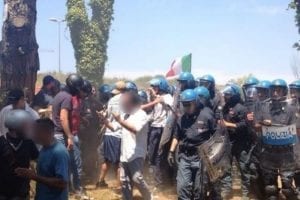sassaiola migranti