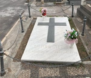tomba Giovanni Verga
