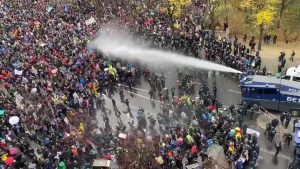 berlino manifestanti