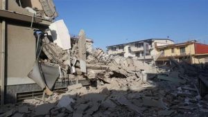 crollo mobilificio napoli