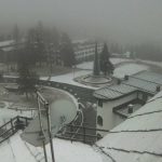 Maltempo, arriva la neve sulle Alpi cuneesi: scenario da fiaba in una Limone Piemonte imbiancata [FOTO e VIDEO]
