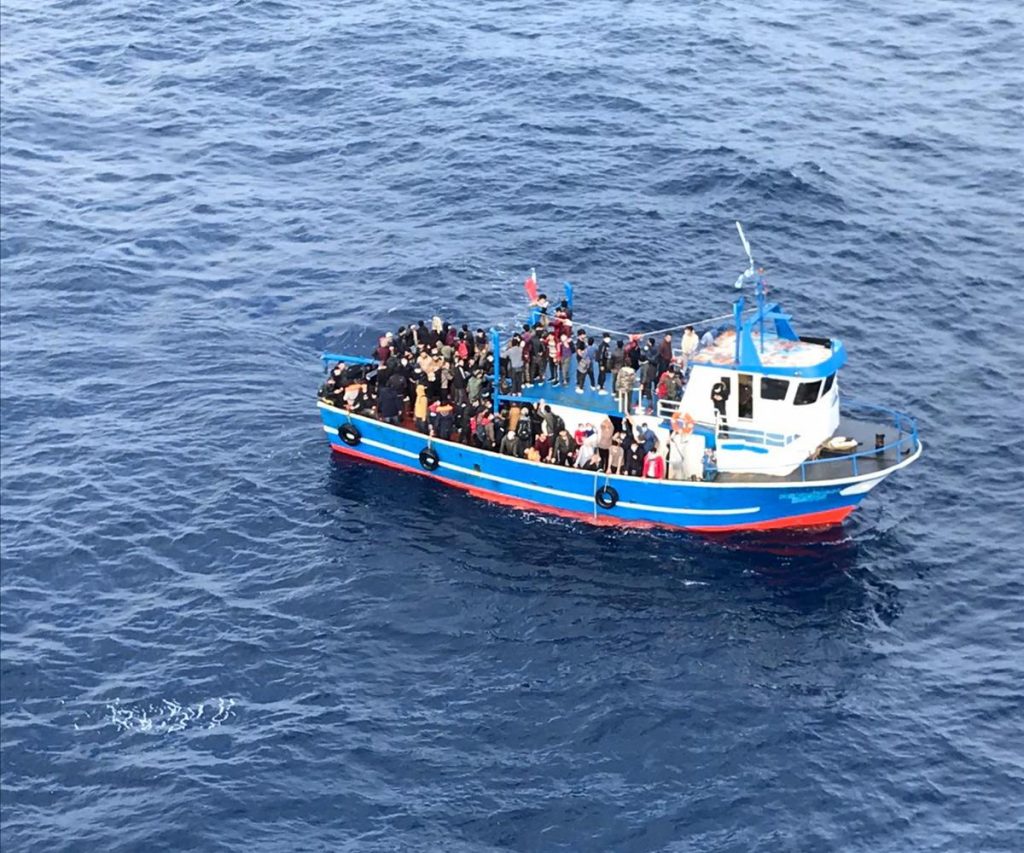 sbarco migranti roccella jonica 19 novembre 2020