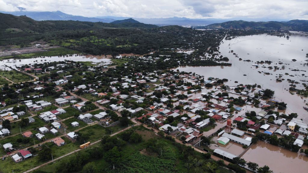 uragano eta