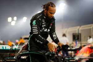 Lewis Hamilton positivo al coronavirus