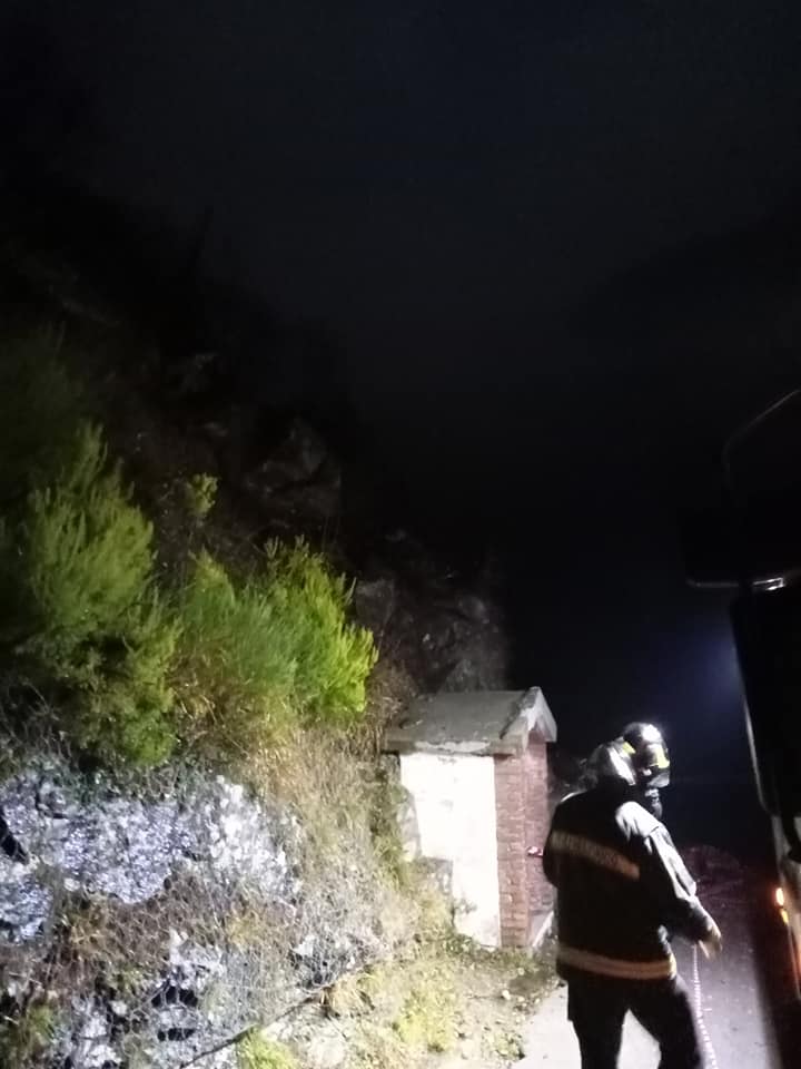Maltempo frana strada Garfagnana isolati Fornovolasco San Pellegrinetto