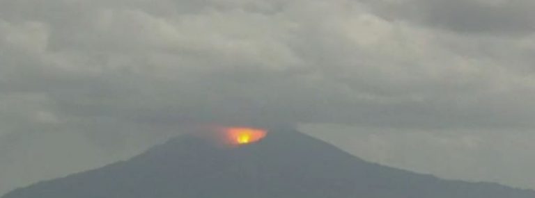 eruzione vulcano giappone