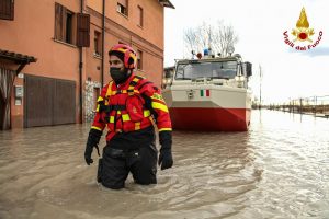 maltempo alluvione vigili del fuoco