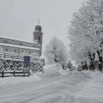Maltempo, neve e venti fino a 109km/h in Liguria: codice giallo prolungato fino a mezzanotte [FOTO e VIDEO]
