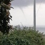 Maltempo in Calabria, tornado sulla locride: si è formato al largo di Siderno per poi abbattersi su Roccella [FOTO e VIDEO]