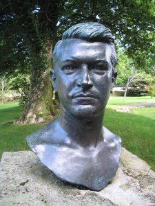 busto michael collins