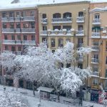 Maltempo, a Madrid la “nevicata del secolo”: capitale della Spagna sommersa da mezzo metro di neve [FOTO]