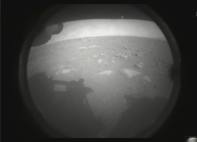 La prima immagine di Marte scattata da Perseverance