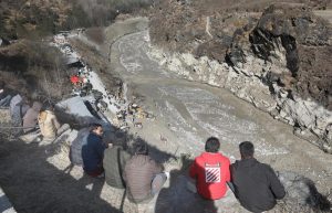 crollo ghiacciaio india