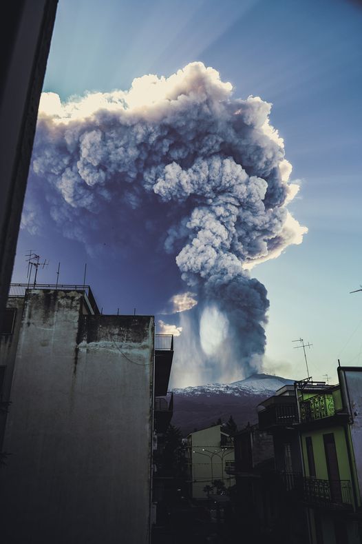 Etna eruzione 28 febbraio foto