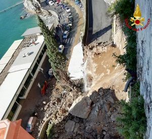frana amalfi