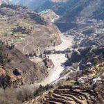 Crolla il ghiacciaio Nanda Devi sull’Himalaya e uno tsunami si abbatte sulla valle dell’Alaknanda: è il Vajont dell’India, almeno 150 tra morti e dispersi [FOTO e VIDEO]