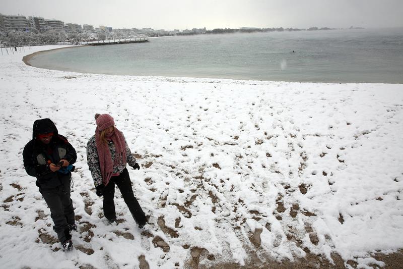 neve grecia atene