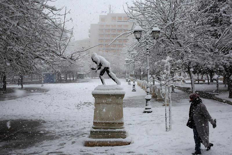 neve grecia atene