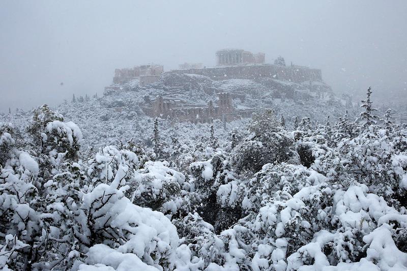 neve grecia atene