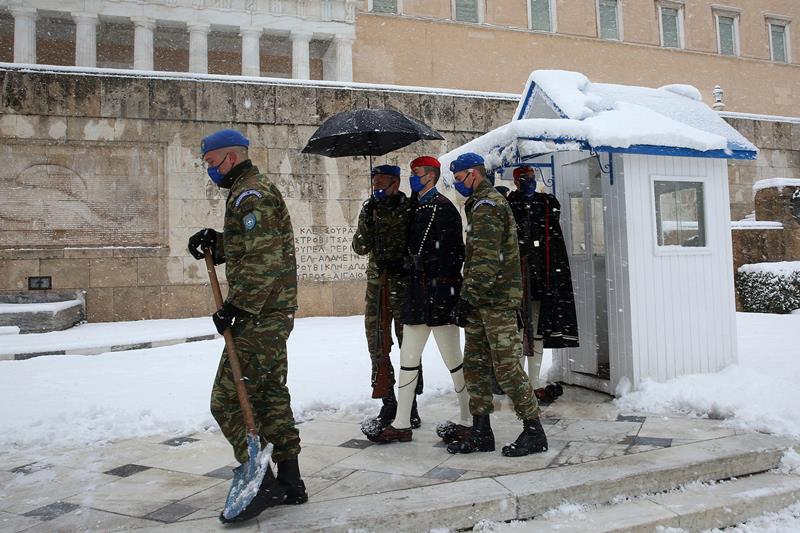 neve grecia atene