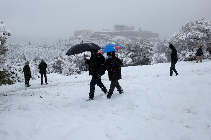 neve grecia atene