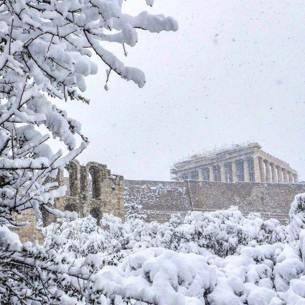 neve grecia atene acropoli