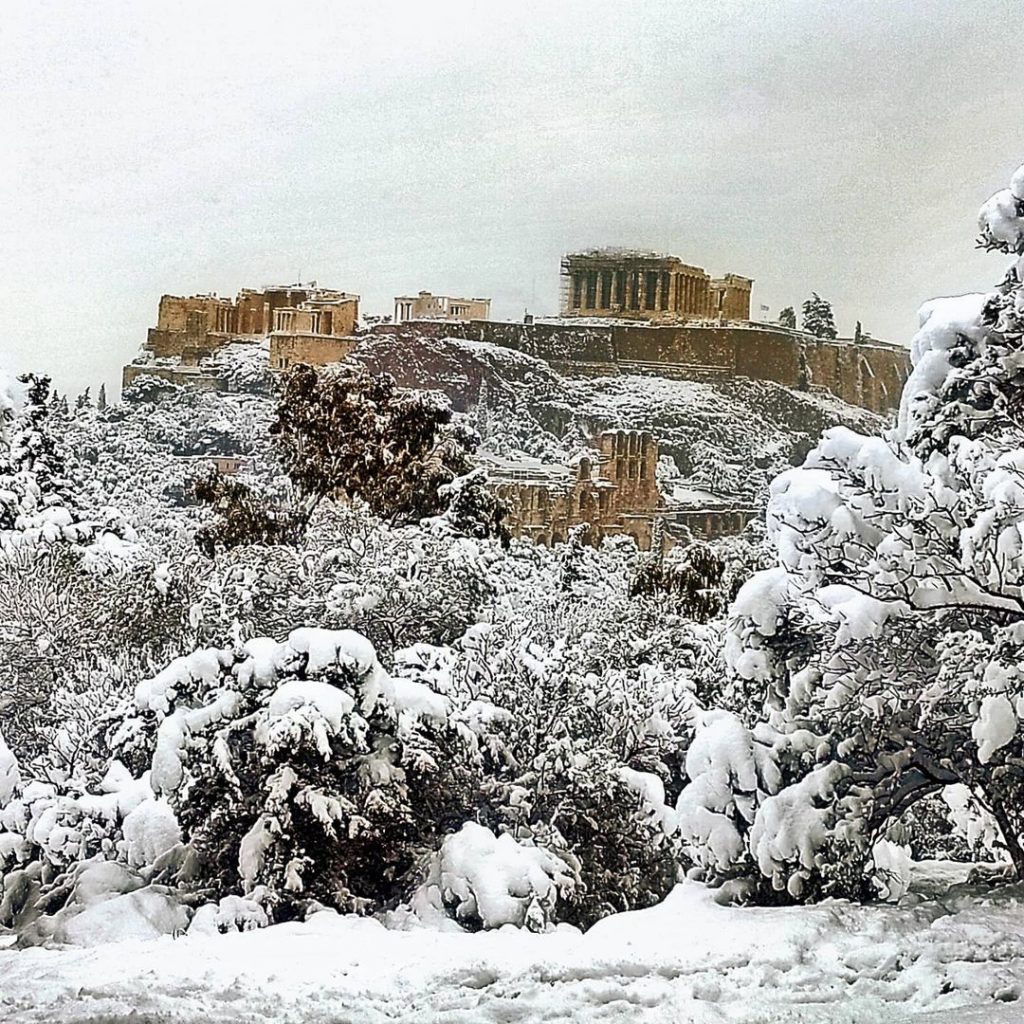neve grecia atene acropoli