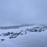 Maltempo Lombardia, pioggia sul fondovalle e tanta neve in Valtellina e Valchiavenna: punte di 64mm, Livigno sotto fitte nevicate [FOTO e VIDEO]