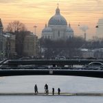 Meteo, l’ondata di gelo tiene l’Europa nel freezer: -13°C a Strasburgo, -10°C ad Amsterdam e adesso il freddo avanza verso Italia e Balcani [DATI e FOTO]