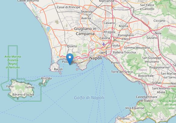 terremoto napoli pozzuoli campi flegrei