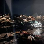 Meteo, devastante tornado in North Carolina: case sradicate dalle fondamenta e persone intrappolate sotto le macerie. Morti e feriti [FOTO]