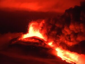 Etna eruzione 14 15 marzo